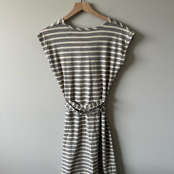 Icebreaker Pizzario Women's Gray White Stripe Short Summer Dress Tie Waist M - Picture 8 of 15
